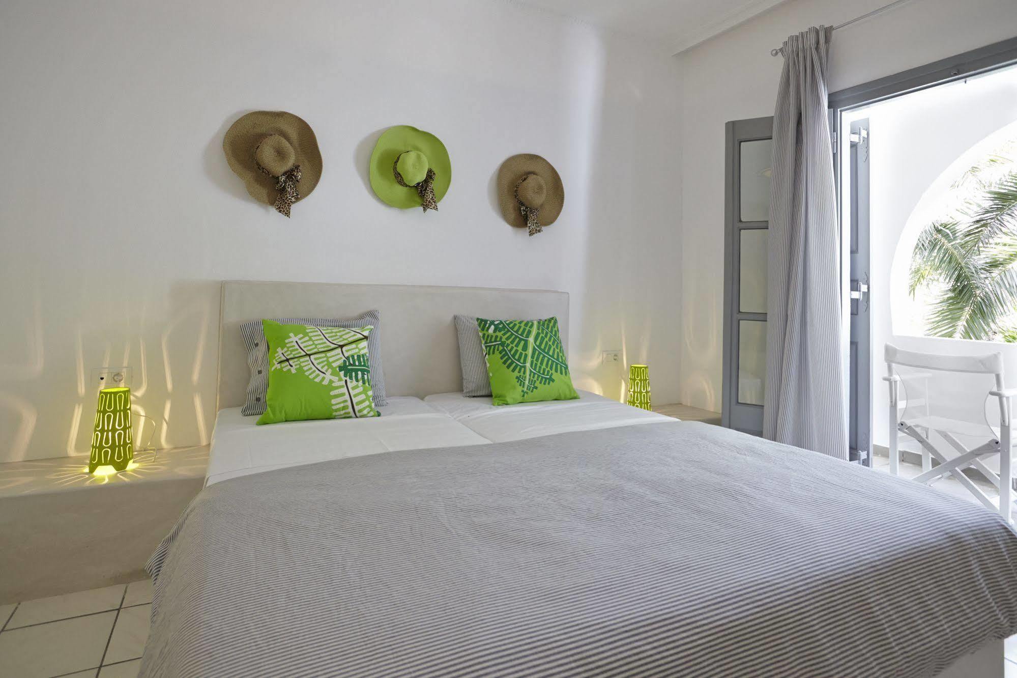 Fenix Hotel Perissa  Zewnętrze zdjęcie